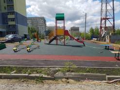 Монтаж бесшовного резинового покрытия в городе Орле